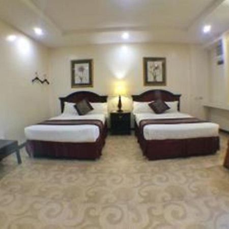 Cindy Kelly Hotel Olongapo City Exteriör bild