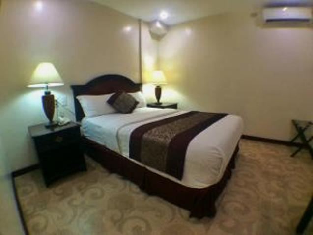 Cindy Kelly Hotel Olongapo City Exteriör bild