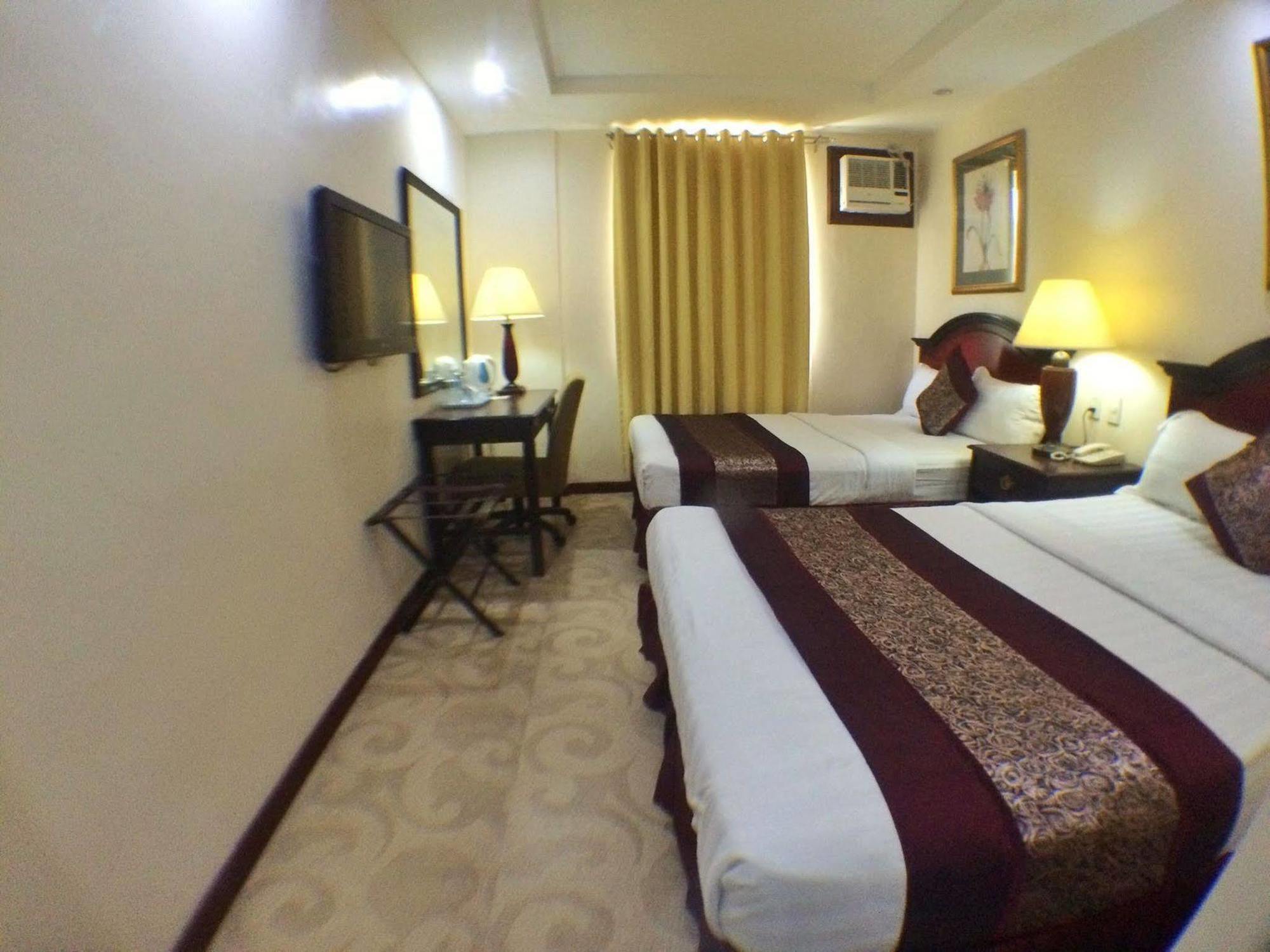 Cindy Kelly Hotel Olongapo City Exteriör bild